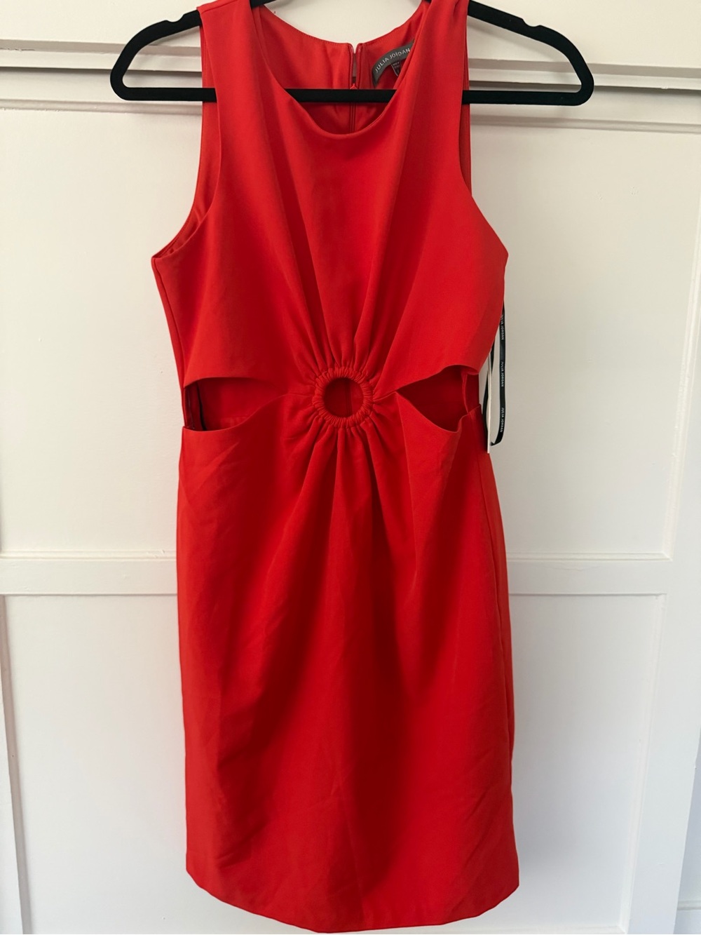 julia jordan Red Mini Dress with Ring Cutout
